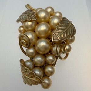 Vintage Dress Clip Pearls 1930